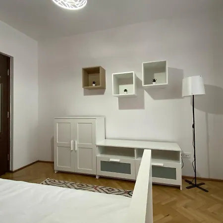 Select Apartment *