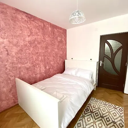 Select Apartment * Brasov